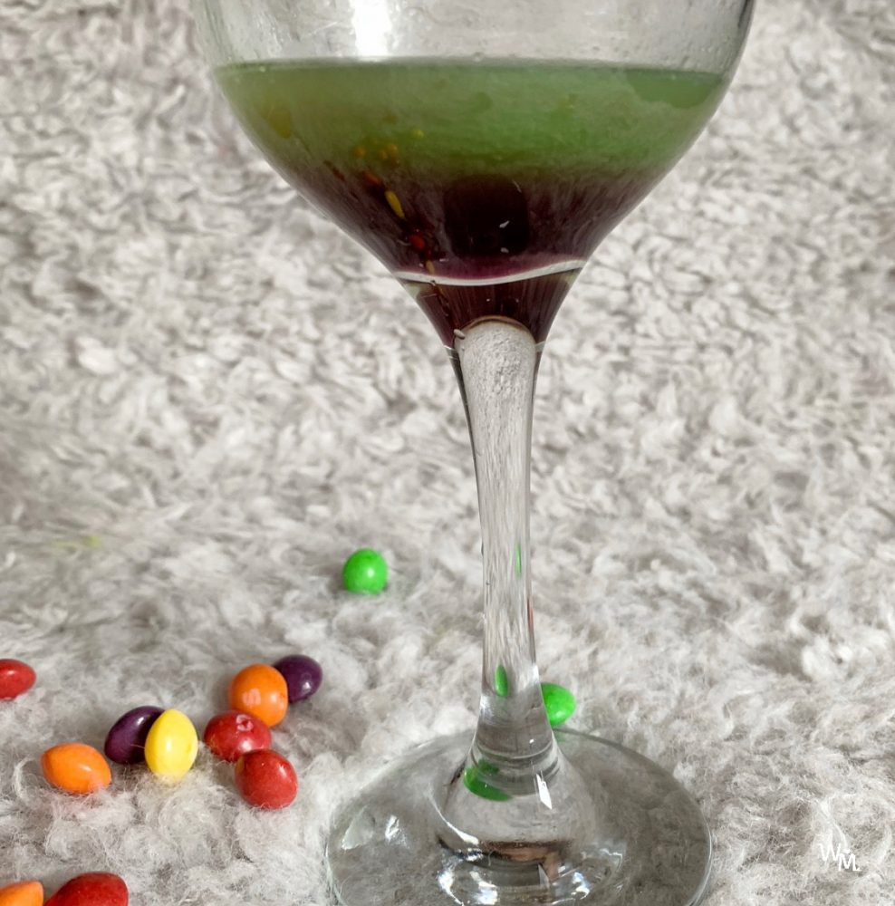 Science experiment - rainbow in a glass